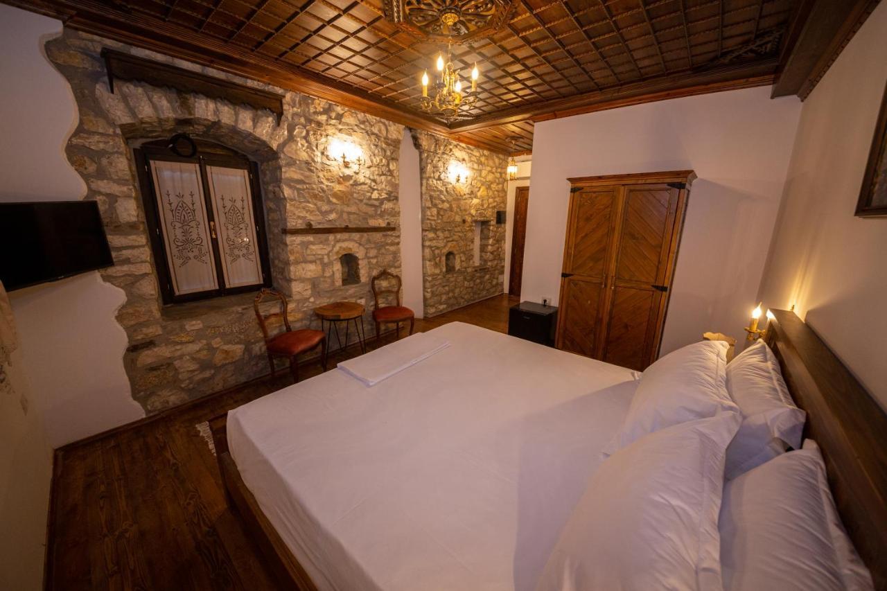 Berati Castle Hotel Exterior foto